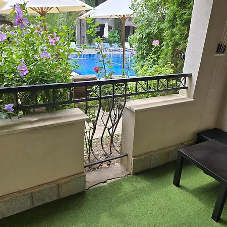 Cascadas Family Pool View Apartment Slantschew brjag